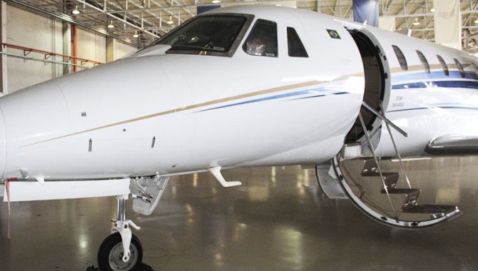 Foto - Aeronave Cessna Aircraft Citation XLS, 2005, Branca - [2]