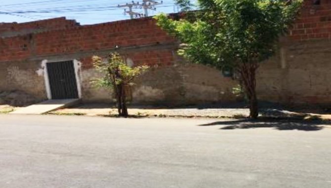 Foto - Galpão 169 m² - Tiradentes - Juazeiro do Norte - CE - [1]