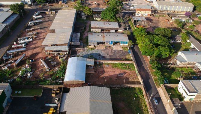 Foto - Área com 6.115 m² - Distrito Industrial Antônio Guaraty - Ibaté - SP - [2]