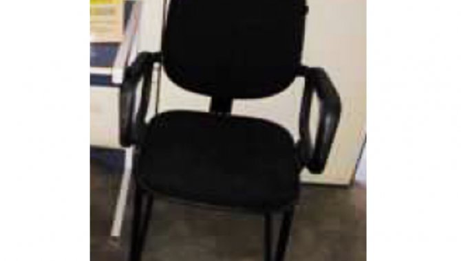Foto - 110 Cadeiras Fixas - [1]