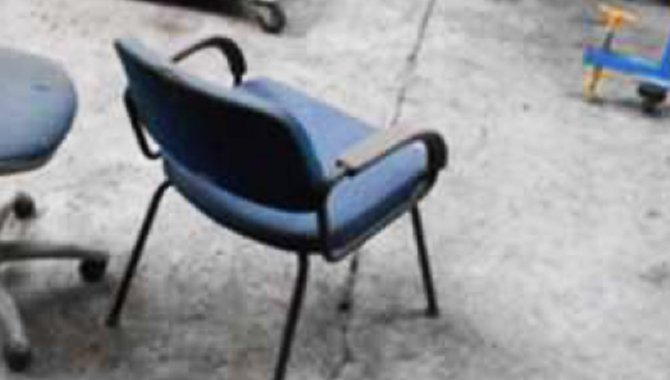 Foto - 02 Cadeiras fixas - [1]