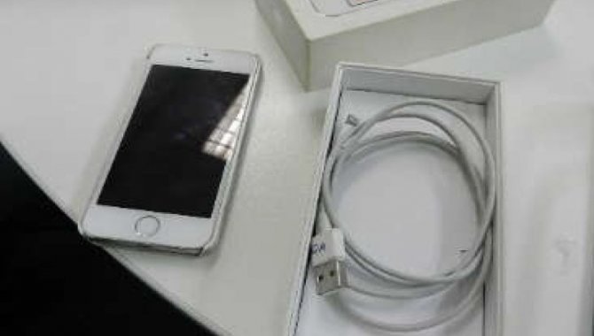 Foto - 01 Celular Apple Iphone 5S - [1]