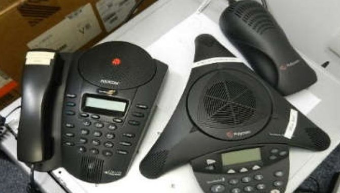Foto - 01 Telefone e Audioconferência Polycom Sound Point Pro SE-225 - [1]
