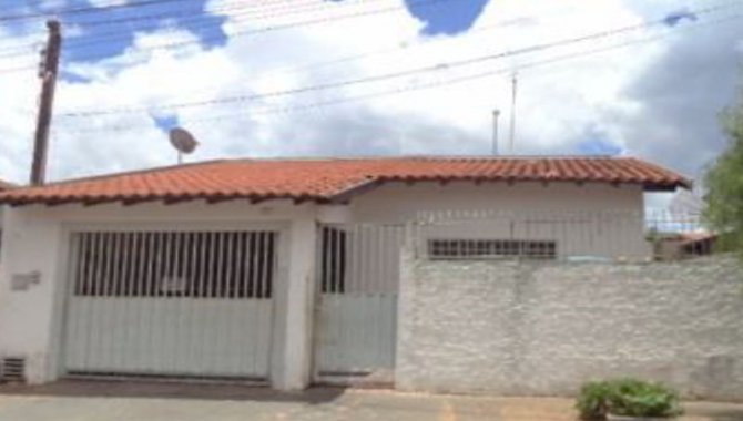 Foto - Casa 200 m² - Conjunto Habitacional Hugo Lacorte Vitalle II - Jaboticabal - SP - [2]
