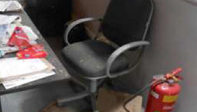 Foto - 05 Cadeiras Giratórias de Escritório - [1]