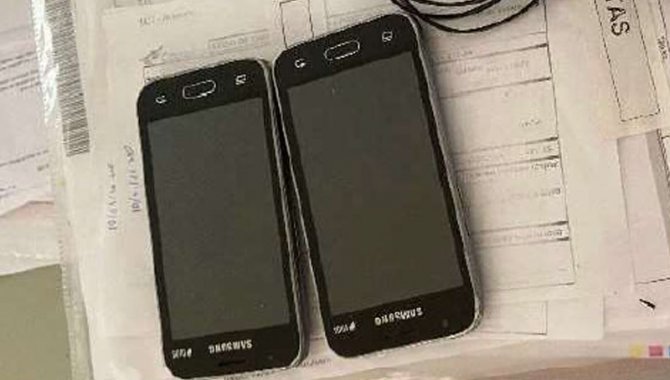 Foto - 02 Aparelhos de Celular Samsung Duos - [1]