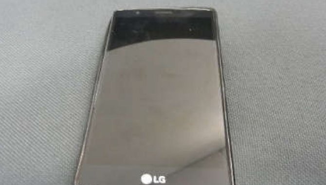 Foto - 01 Celular LG G4 e 01 Telefone sem Fio Panasonic - [1]