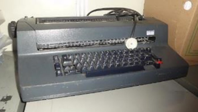 Foto - 01 Máquina de Escrever IBM - [1]