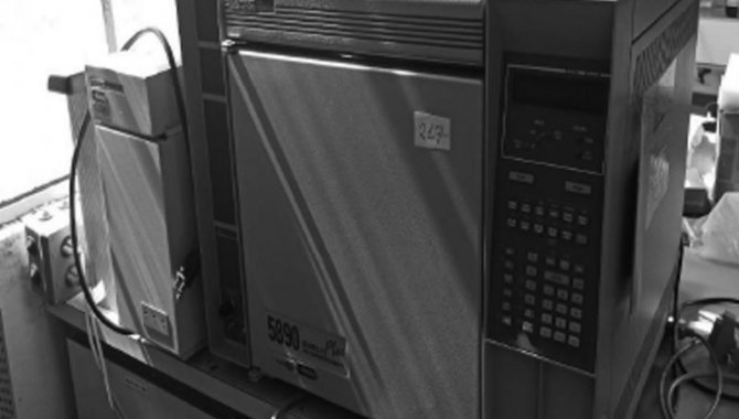 Foto - Cromatógrafo HP/ Mod. 5890 Packard Series II, 1996 - [1]