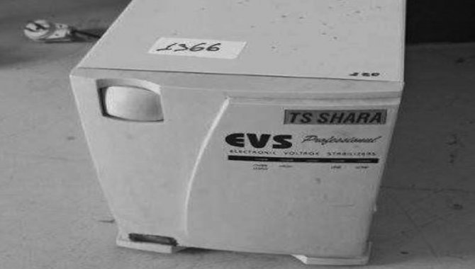 Foto - Estabilizador de Tensão TS Shara/ Mod. EVS Prof. 3000, 2005 (Lote 215) - [1]