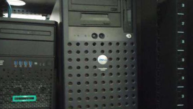 Foto - Servidor Dell Poweredge 1600SC - [1]