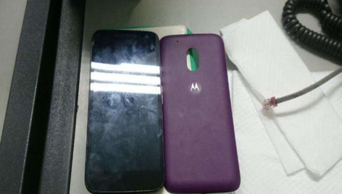 Foto - 01 Celular Motorola Moto G4 Play - [2]