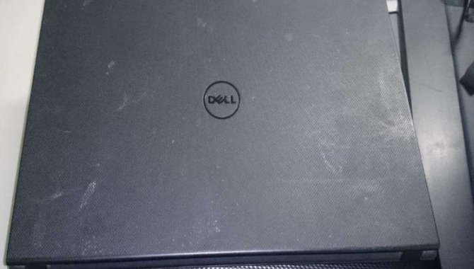 Foto - 01 Notebook Dell Informática e Notebook Apple Macbook - [1]