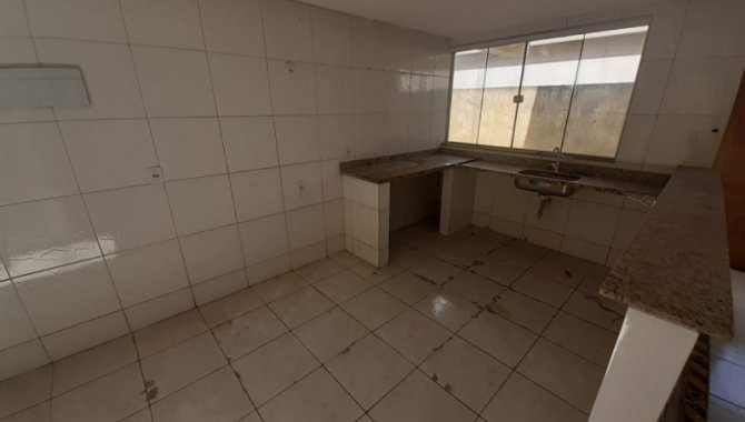 Foto - Casa e Terreno 360 m² - Vila Maria Helena - Duque de Caxias - RJ - [5]