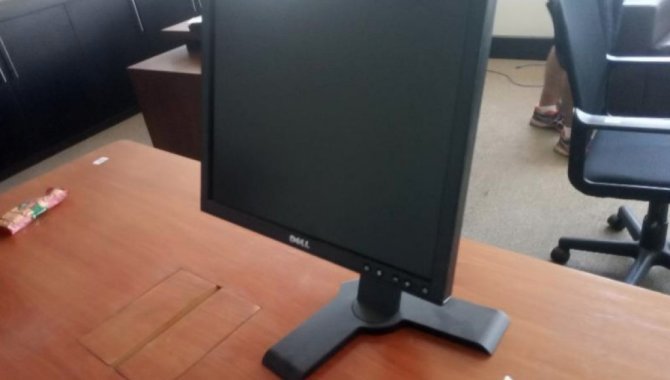 Foto - Monitor 17 Dell (Lote 137) - [1]