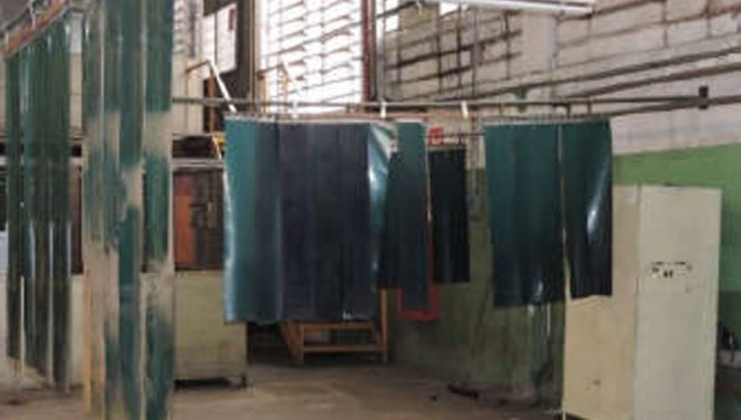 Foto - 35 Cortinas de Proteção de Área de Solda com Ganchos para Fixação, em Tiras PVC Verde - [1]