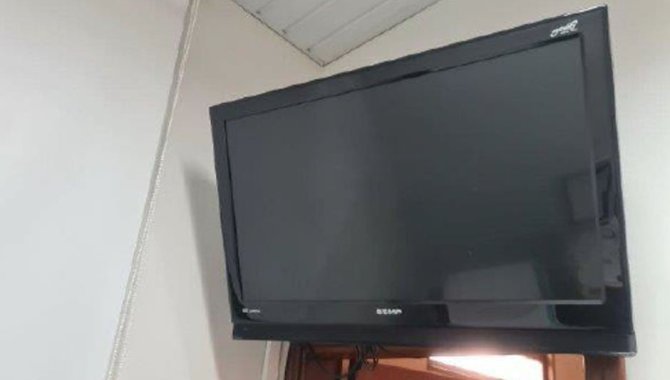 Foto - 01 Televisor LCD de 39 Polegadas SEMP - [1]