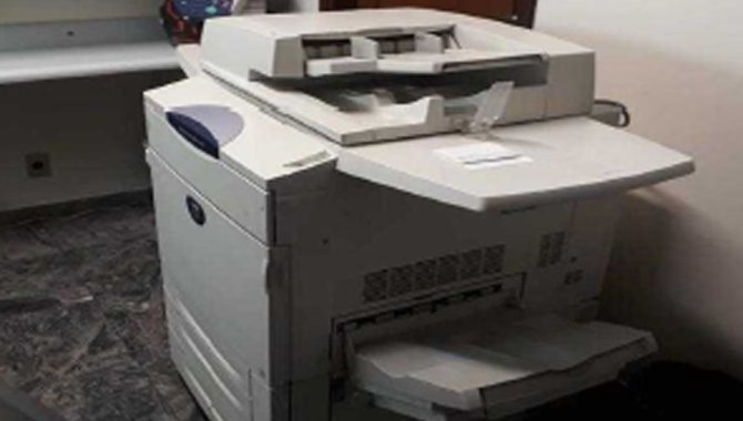 Foto - 01 Máquina Copiadora Xerox modelo Dococolor252 - [1]