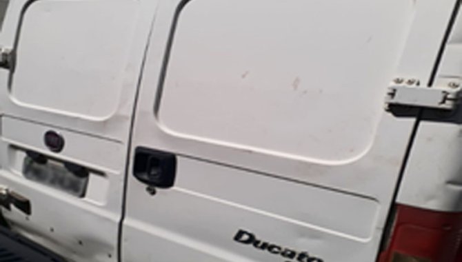 Foto - Minibus Fiat Ducato Cargo, Branco, 2015 - [3]