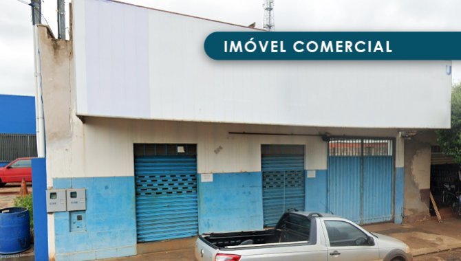 Foto - Casa e Imóvel Comercial - Ipiaçu-MG - Rondon Pacheco, 08 - Centro - [2]