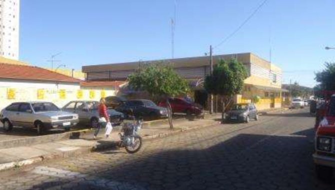 Foto - Terreno com Galpão Comercial 333 m² - Araraquara - SP - [5]