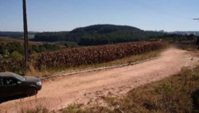 Foto - Direitos sobre Imóvel Rural 65 ha - Ribeirão Fundo - Munhoz - MG - [7]