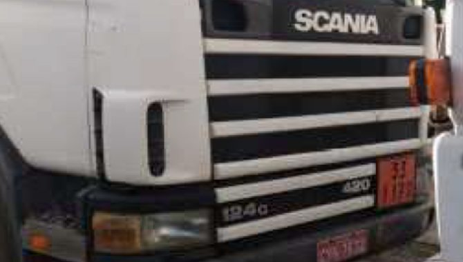 Foto - Cavalo Mecânico Scania R124 - 2000/2001 - [1]