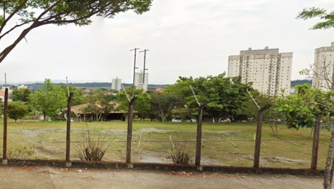 Foto - Terrenos com Área Total de 5.513 m² (LTs 02 à 04, QD 01) - Parque Residencial Flamboyant - São José dos Campos - SP - [2]