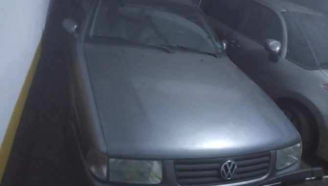 Foto - Carro Volkswagen Santana - 2004 - [1]