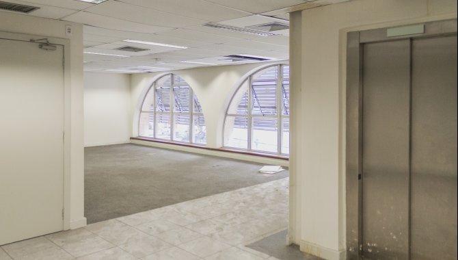 Foto - Ex-Agência 1.661 m² - Centro - Vitoria - ES - [20]