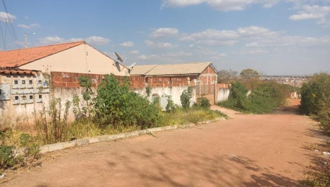 Foto - Casa em Condomínio 150 m² (Unid. 05) - Parque da Barragem Setor 12 - Águas Lindas de Goiás - GO - [15]