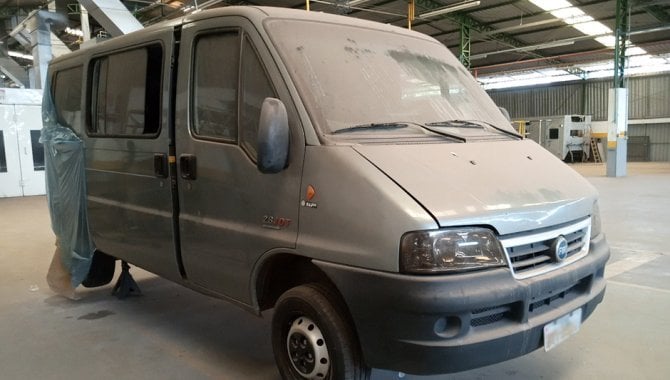 Foto - Van Fiat modelo TDJ 2.8 - [1]