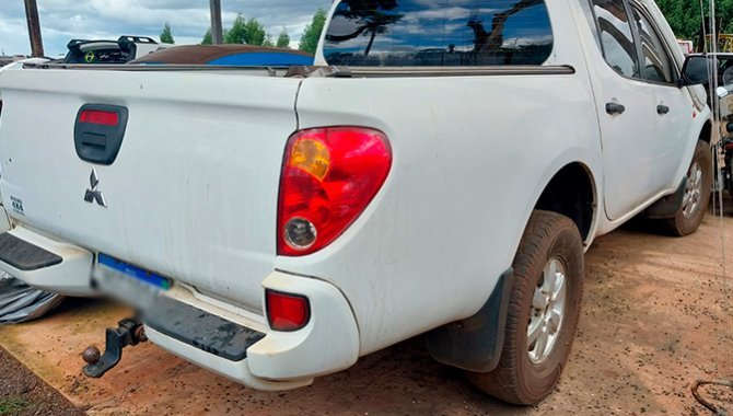 Foto - Carro Mitsubishi L200 Triton 3.2 D - [3]