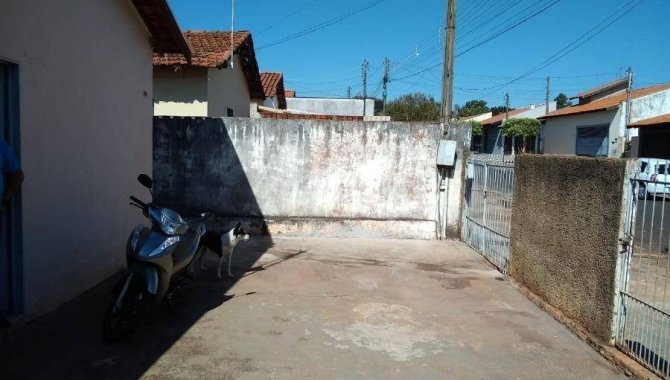 Foto - Casa 76 m² - Conj. Hab. Margarida Raymundo Berchieri - Jaboticabal - SP - [4]