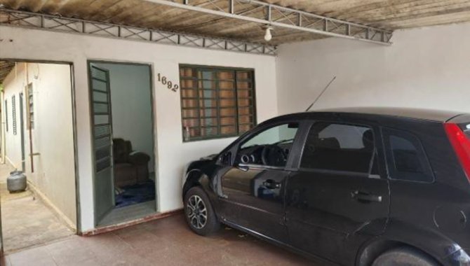 Foto - Casa 84 m² - Núcleo Hab. Castelo Branco - Marília - SP - [2]