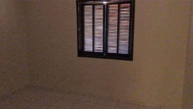 Foto - Casa 273 m² - Parque das Laranjeiras Prolongamento - Rio Verde - GO - [40]