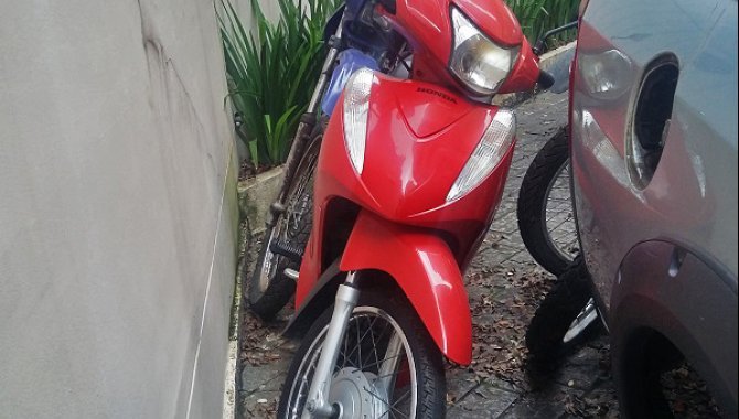 Foto - Moto Honda/Biz 125 ES, 2010/2011, Vermelha - [2]