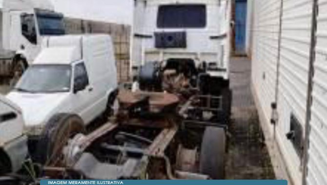 Foto - 01 Cavalo Mecânico Volkswagen 18.310 4x2 - 2003/2004 - [1]