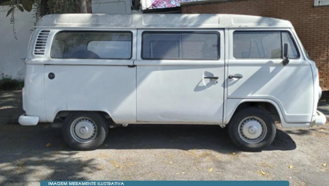 Foto - Carro Volkswagen Kombi - 2013/2014 - [2]