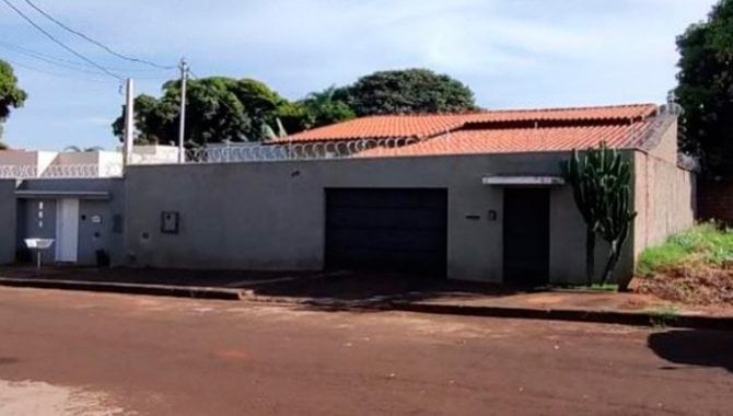 Foto - Casa - Ituiutaba-MG - Rua Onze, 252 - Santa Maria - [1]