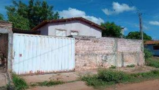 Foto - Casa - Esperantina-PI - Rua José de Ribamar Ramos, 08 - Conjunto Novo Milênio - [2]