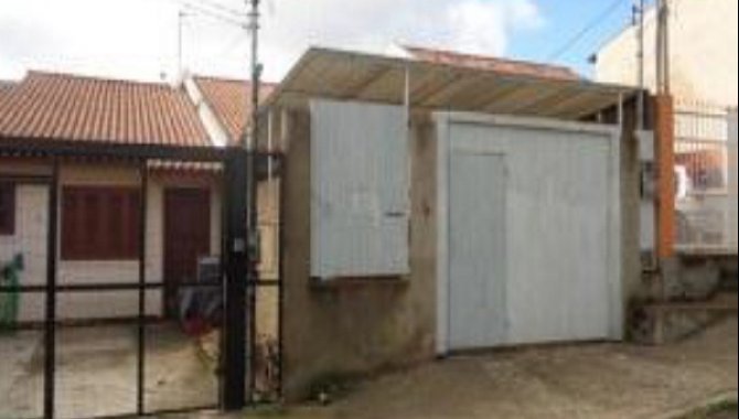 Foto - Casa 68 m² - Algarve - Alvorada - RS - [1]