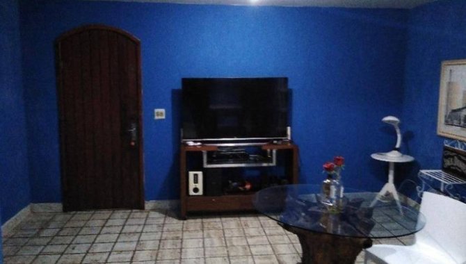 Foto - Casa com área de 2.436 m² - Jardim Novo Embu - Embu das Artes - SP - [13]