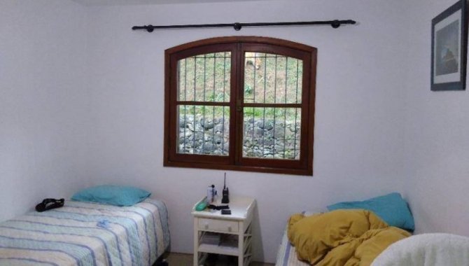 Foto - Casa com área de 2.436 m² - Jardim Novo Embu - Embu das Artes - SP - [7]