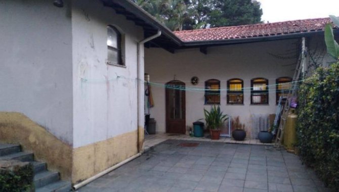 Foto - Casa com área de 2.436 m² - Jardim Novo Embu - Embu das Artes - SP - [15]