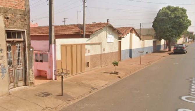 Foto - Casa com área de 400 m² - Vila Nossa Senhora Aparecida - Guaíra - SP - [3]