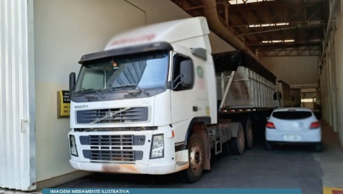 Foto - Caminhão Truck Volvo Fm370 T - 2009/2010 - [1]