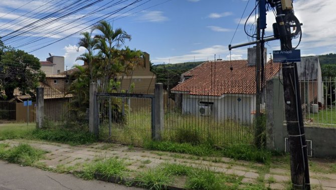 Foto - Casa - Porto Alegre-RS - Rua Amapá, 940 - Vila Nova - [4]