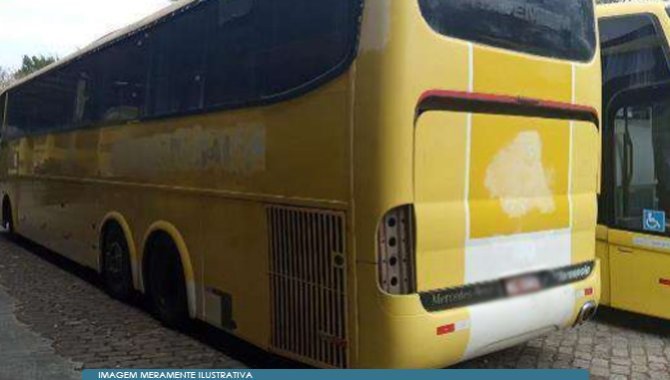 Foto - Ônibus Mercedes Benz Marcopolo Paradiso - 2003 (Lote 59) - [2]