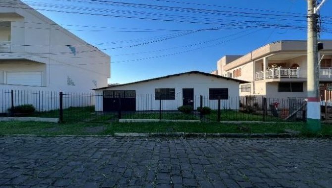 Foto - Casa - Encantado-RS - Rua Duque de Caxias, 2.860 - Lambari - [1]